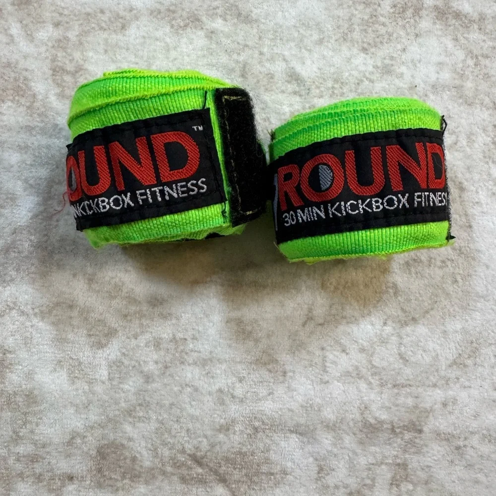 9Round Boxing Gloves Pink Set Hand Wraps Belt UA Backpack Bundle‎ LOT